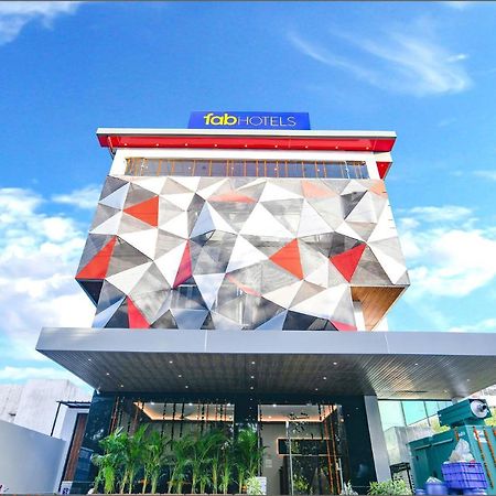 Fabhotel Blue Marine Indore Exteriör bild